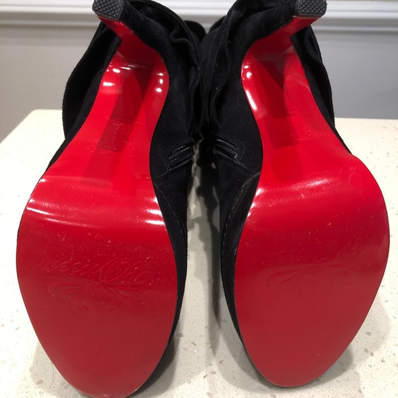 Gorgeous Italian B Queen Red Sole Black Suede Leather! - Picture 6 of 13
